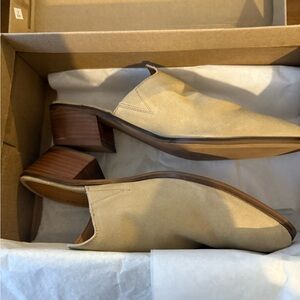 Lucky Brand Beige Mules with Wooden Block Heel